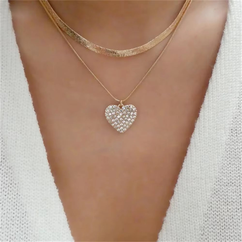 Hawaiian Hibiscus Flower Pendant Necklace – a Symbol of Love, Culture, and Beauty